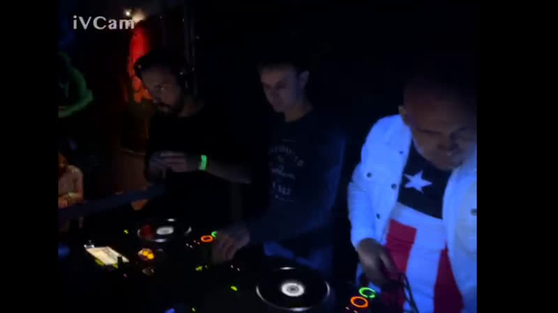 Close party parma valley