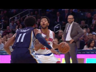 Derrick rose crosses up mike conley | grizzlies vs knicks | oct 30, 2016 | 2016 17 nba season