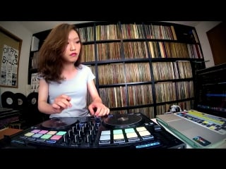 Dj sara ★ freestyle scratch with djay pro and reloop beatpad 2