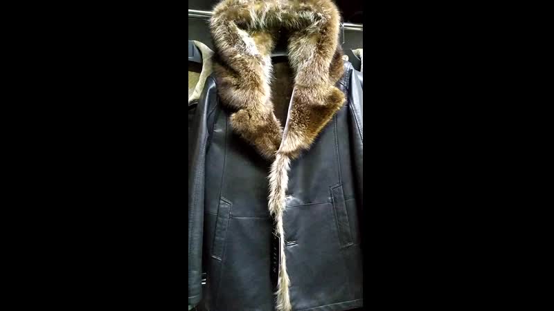 Крутецкая и модная куртка