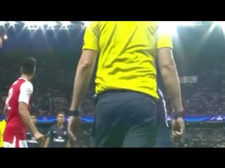 Olivier giroud and marco verratti double red cards 13 9 2016