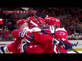 Evgeny kuznetsov dekes pants off semyon varlamov and tucks it in