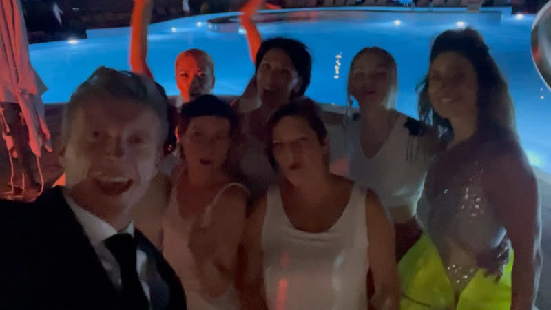 Волнение за кулисами перед выступлением