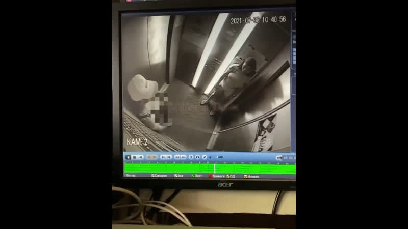 В адлере извращенец самоудовлетворялся в лифте на глазах у незнакомой девушки