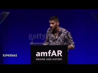 Zayn introducing kim jones at the 7th annual amfar inspiration gala