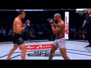 211yoel romero luke rockhold