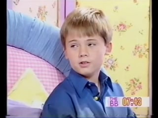 Kelly brook interviews jake lloyd about star wars the phantom menace (the big breakfast