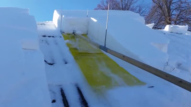 Очистка крыши от снега хороший способ! jxbcnrf rhsib jn cytuf [jhjibq cgjcj,! jxbcnrf rhsib jn cytuf [jhjibq cgjcj,! jxbcnrf