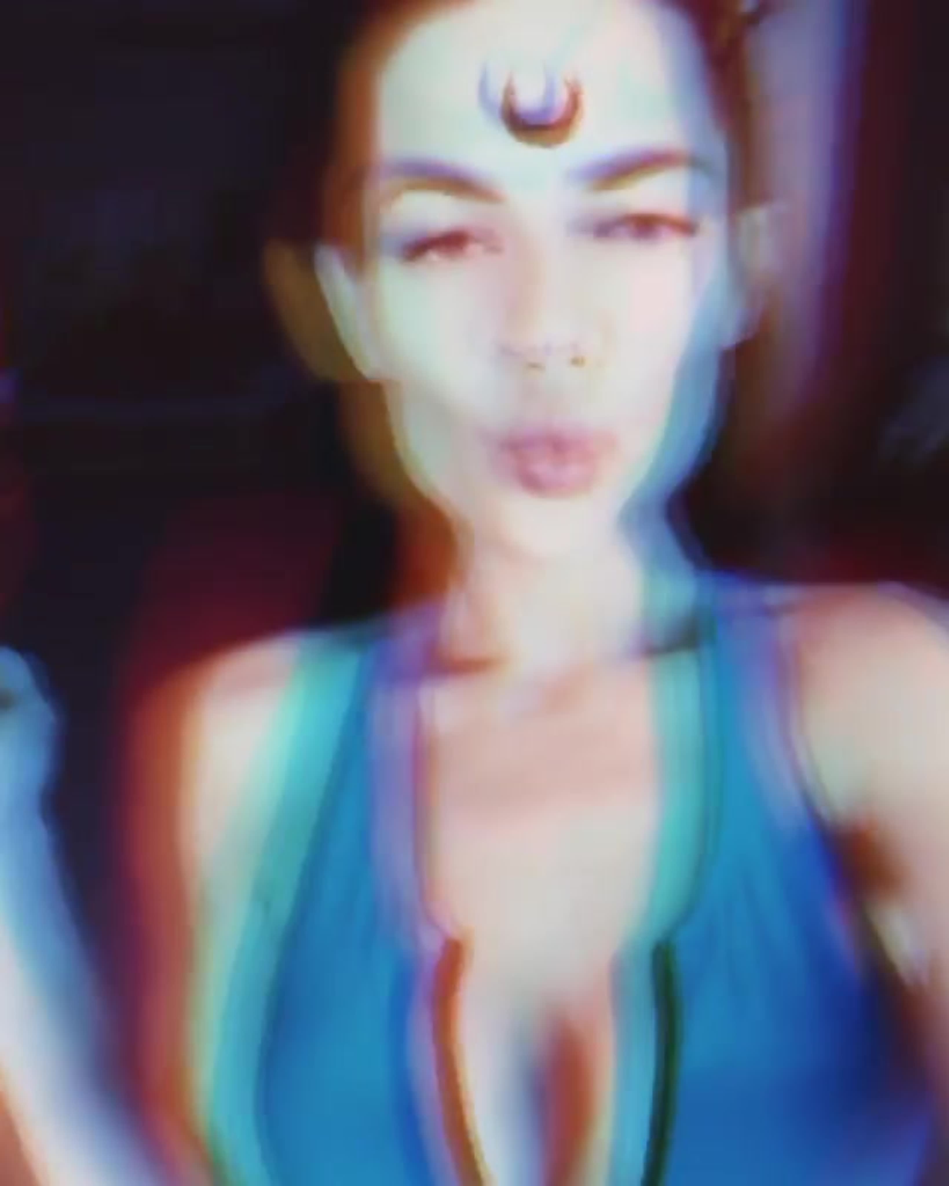 селена гомес  leaked nude 