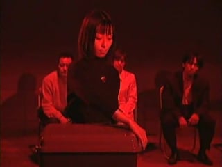 Red room 2 (shin akai misshitsu (heya) kowareta ningyo tachi) (2000)