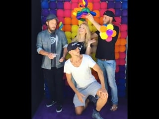 The @historyvikings cast is having a blast at #sdcc! 😍😂