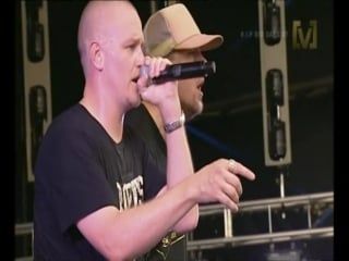 Hilltop hoods chase that feeling (2010)