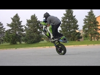 Kyle sliger in stretched stunting