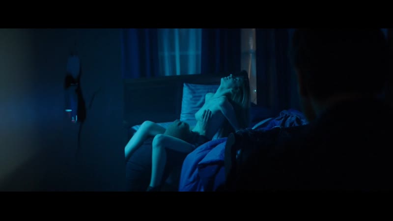 Зои кравиц, зои дойч винсент и рокси / zoe kravitz, zoey deutch vincent n roxxy ( 2016 )