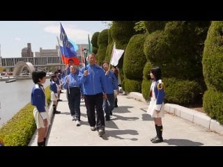 World harmony runners take an unexpected shower spain 2010 1 flv