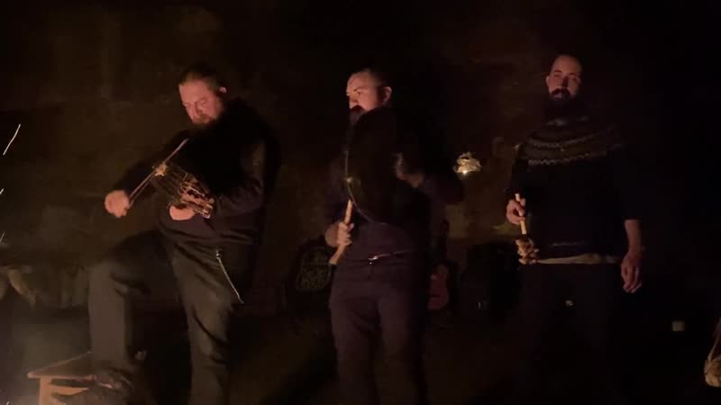 Mongolian song mandakh nar played by my friend florian #монголия #фолк
