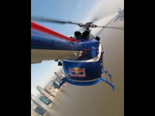 Aaron fitzgerald surprises new yorkers with flips