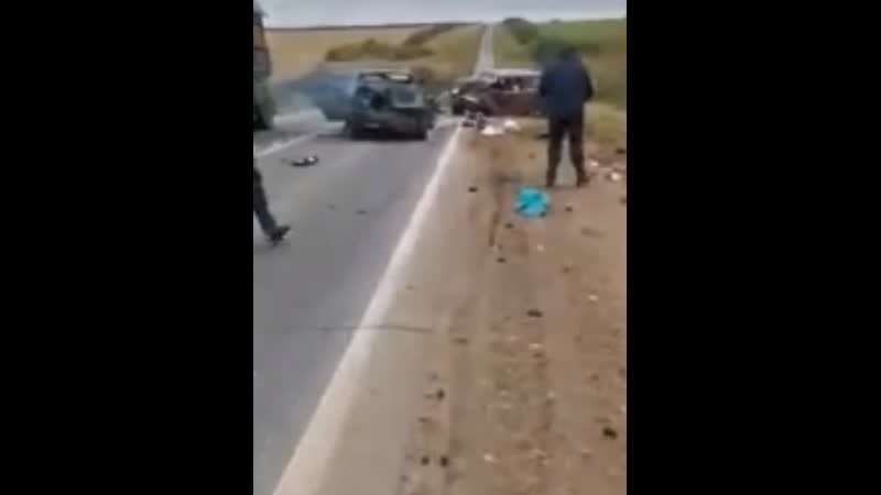 Страшная авария и первая помощь пострадавшим