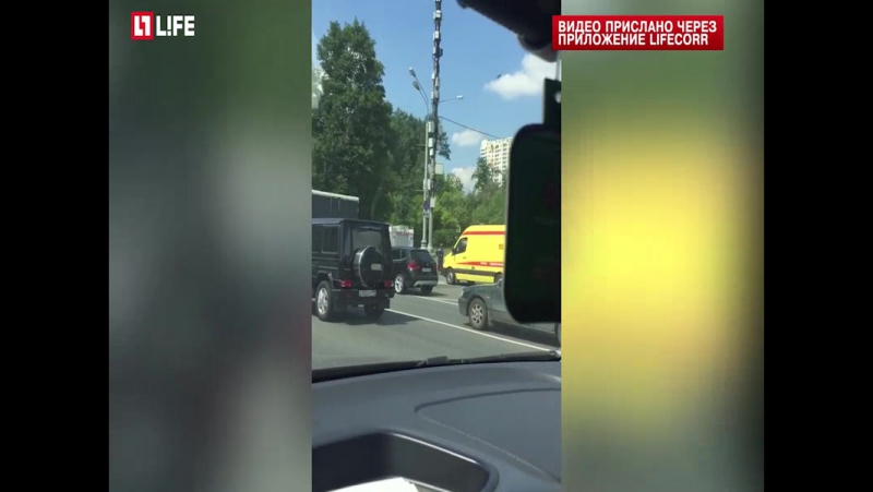 На кутузовском проспекте москвы иномарка столкнулась с мотоциклом