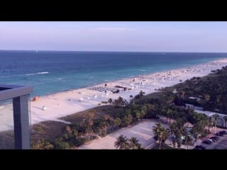 Zac efrons big crush, the rocks obsession with chicken + m