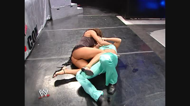 Dawn marie broke the promise made to torrie wilson to cancel the wedding 2002/12/12