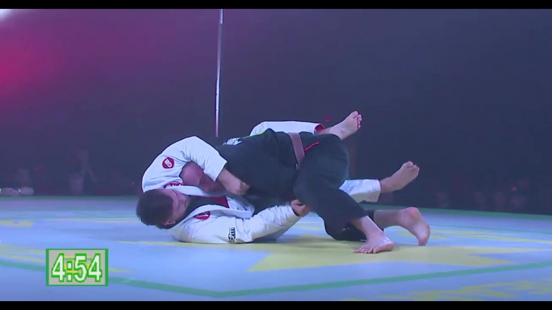 Clayton spillers (gracie barra) vs chad fields (roberto traven bjj) удушка коричневые