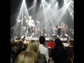 Donny montell yes or no & iš proto einu (top3 vilnius, 16 10 2016)