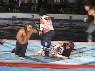 Fmw triple onita