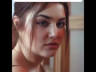 Hande erçel on instagram sevmediğim birine bakı(mp4) mp4