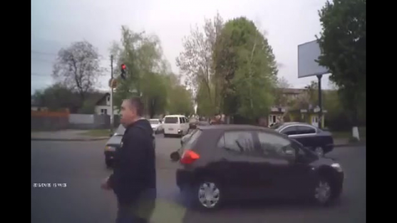 Избили скутериста