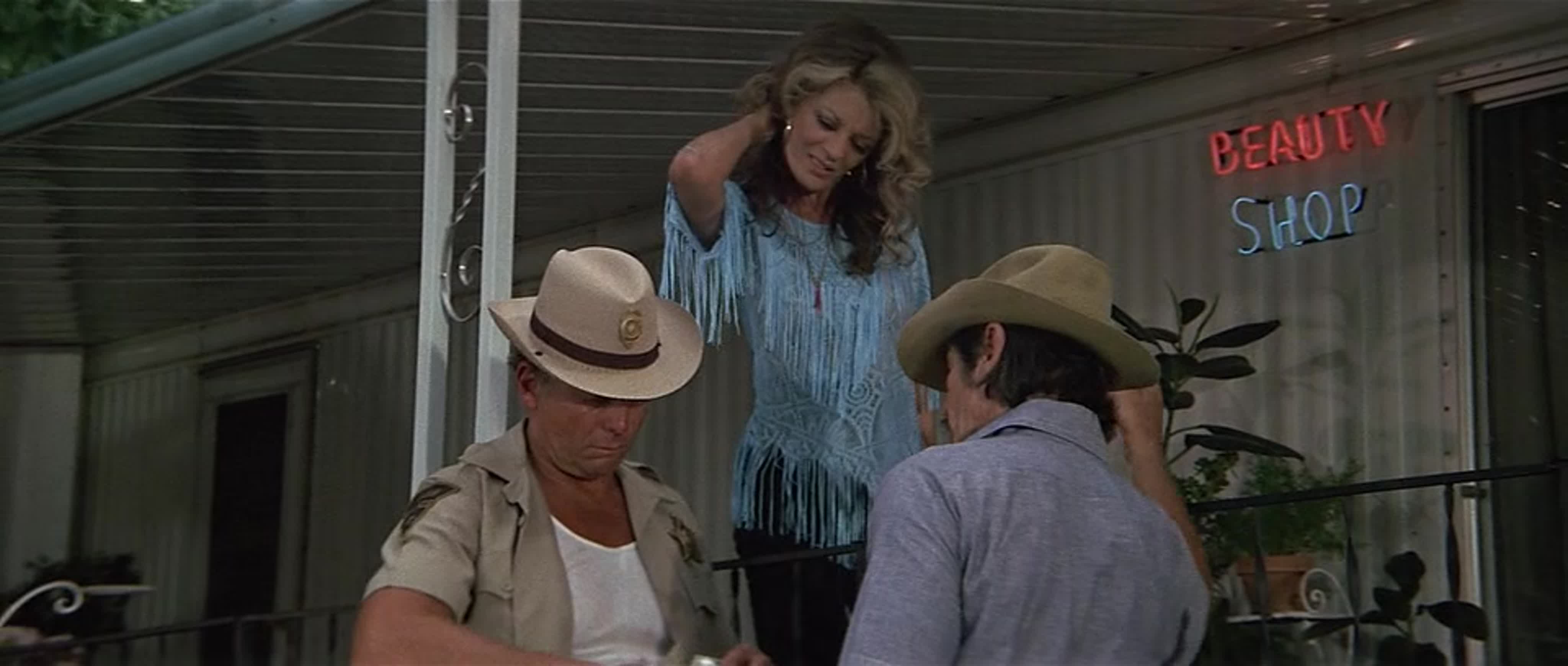 Чарльз бронсон в фильме побег (боевик,драма,приключения,сша,1975) watch  online