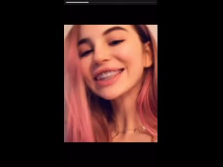 Блядский язычок👅💦