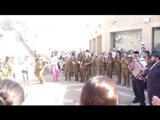 Young israeli soldiers dancing in jerusalem 2 mov