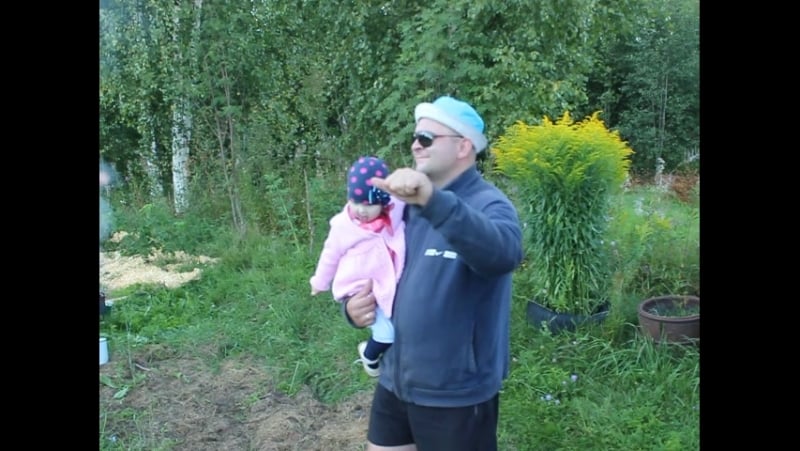 Мишаня жгет = )