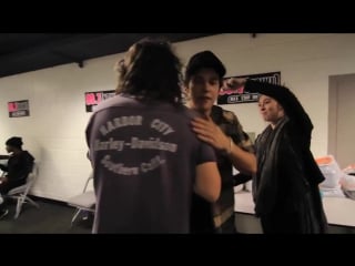 Harry with austin mahone at the triple ho show