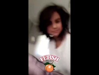 August 10 selena in theresa mingus’ instagram stories (1)