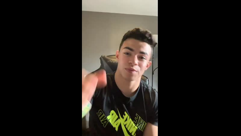 Alan barragan aka julian rodriguez from gayhoopla explaining he is doing now