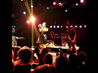 Demi lovato stone cold (at the highline ballroom)