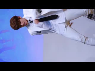 Fancam | 101119 | jun ( slow dive) @ fansign in dachi 2 cultural center