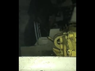 Муж танкист взял жену на работу, чтобы больше не спрашивала чем он там занимаетс