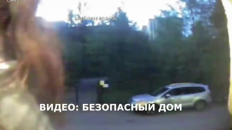 Девушки дали отпор извращенцу в подъезде приморского района петербурга