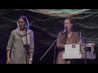 Maha mantra by jahnavi harrison mantrafest live [tydne1rs vi]