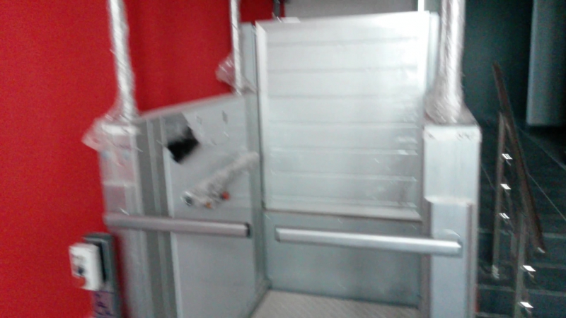 Лифты и первый этаж