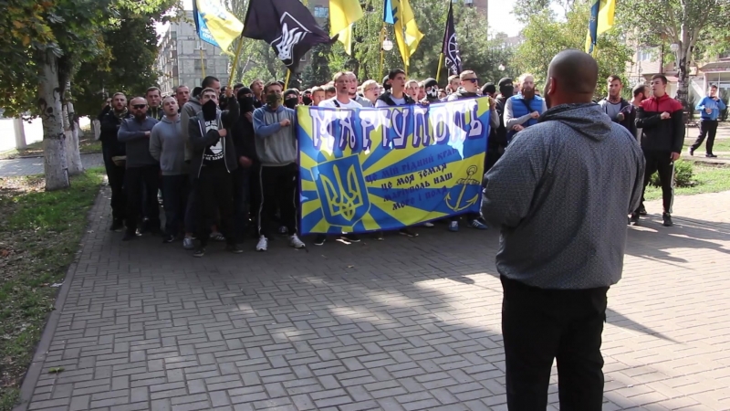 Марш за переіменування маріупольского фк "іллічівець" в "металург"