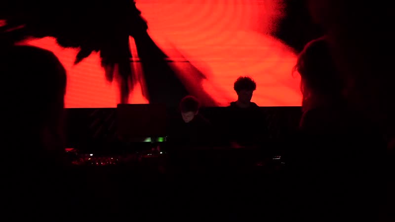 Itsu & arthew0 a/v live har1 at маятник w/ byetone