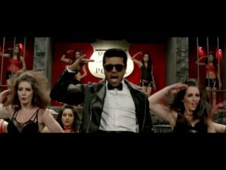 Mumbai ke hero thoofan song ram charan, priyanka chopra official song