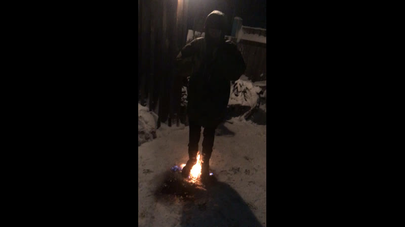 Толик еболик 😂