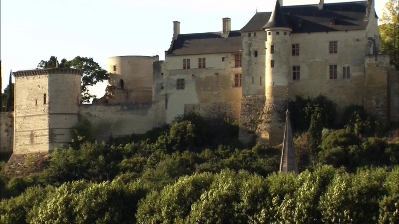 Тайны замков 2 й сезон 5 я серия (дом, который спас короля, жанна дарк, любовный скандал)