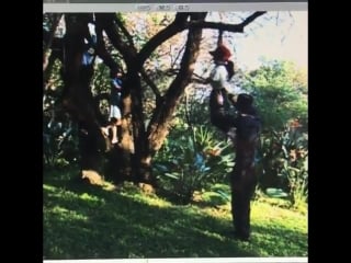 Mj with omer bhatti and lisa marie, africa 1997