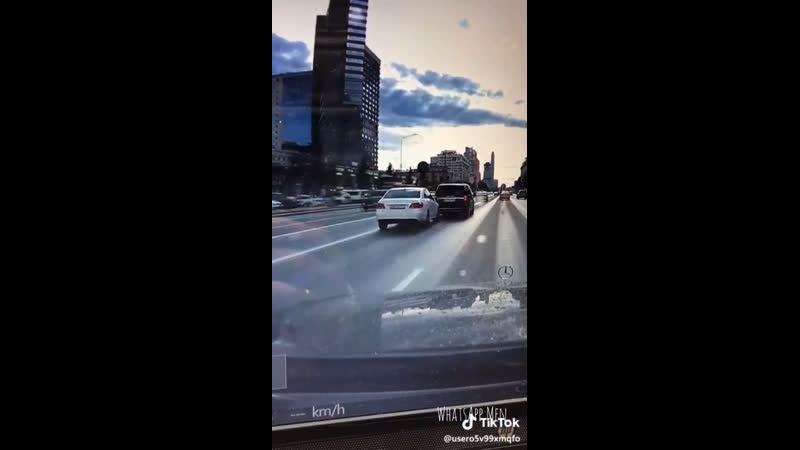 Довыебывался